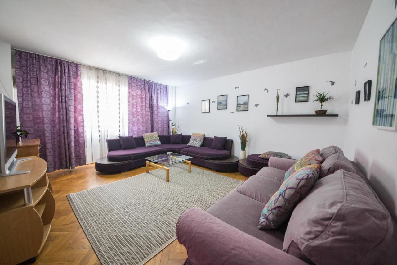Unirii Cozy Apartment By Olala Homes Bucarest Esterno foto