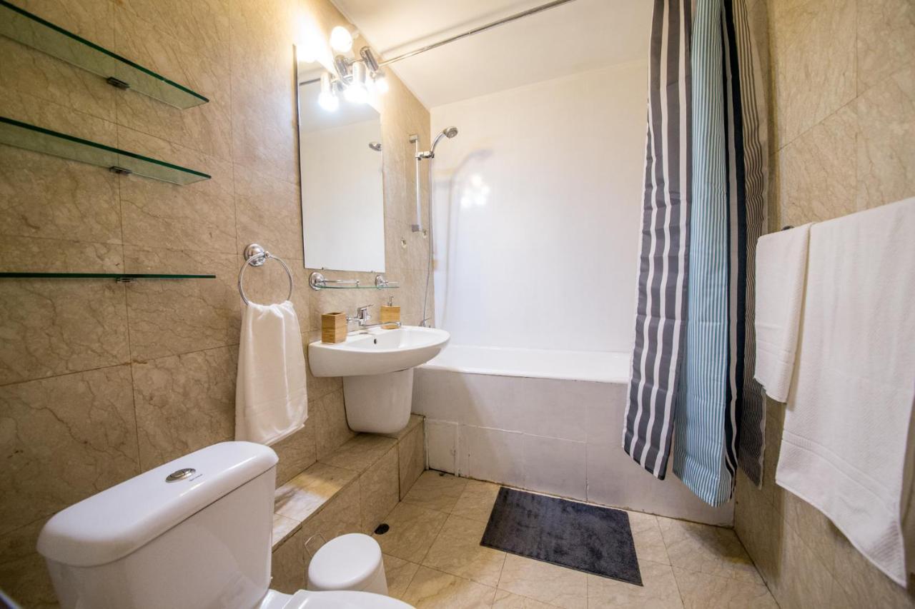 Unirii Cozy Apartment By Olala Homes Bucarest Esterno foto