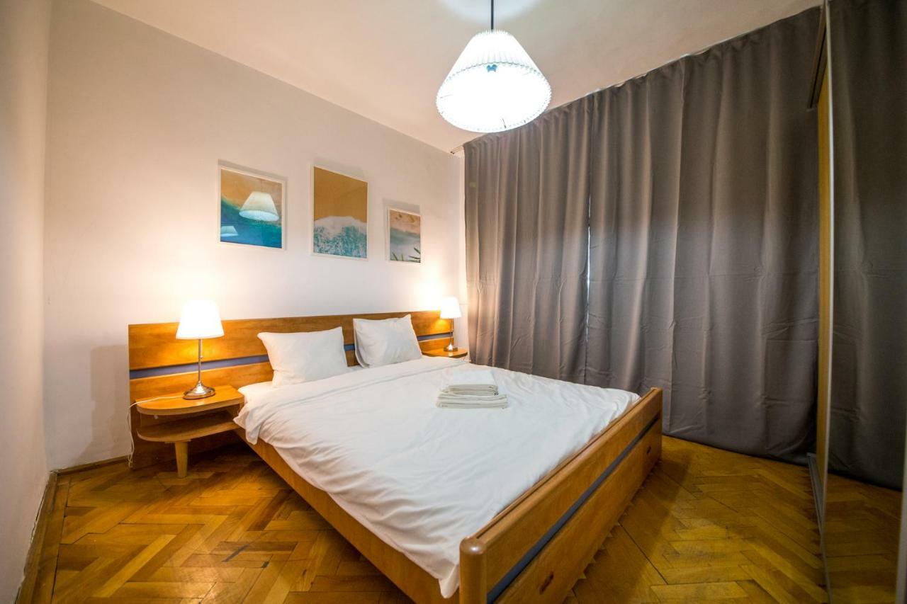 Unirii Cozy Apartment By Olala Homes Bucarest Esterno foto